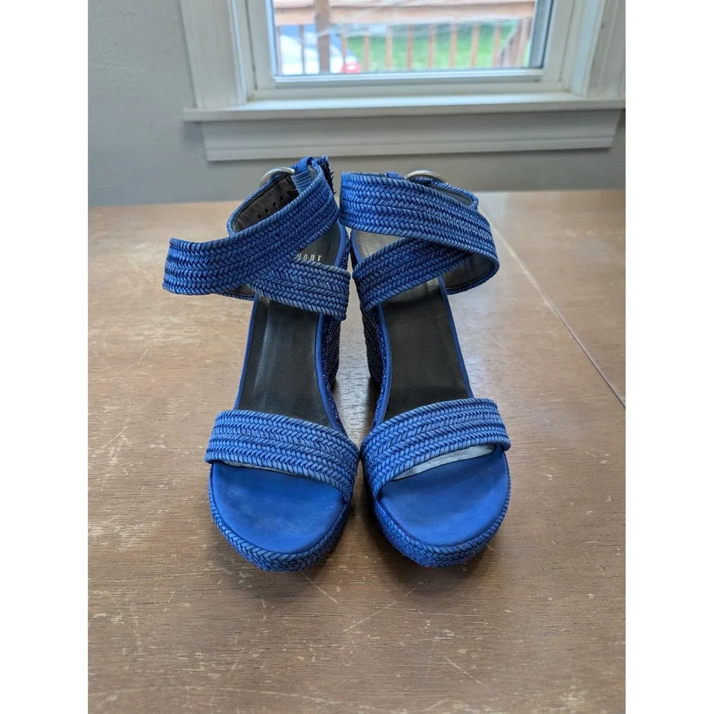 Stuart Weitzman Royal Blue Encore Woven Wedge Ankle Strap Sandals Womens 7.5 M - Picture 2 of 9